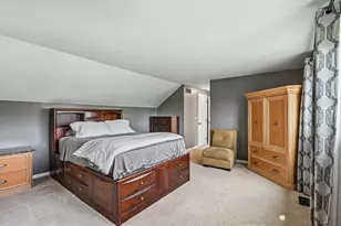 1146 Blackhawk Ct, Schaumburg, IL 60193 - Photo 13