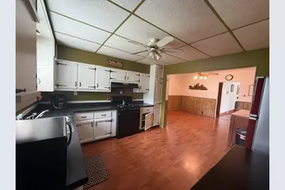 418 W Santa Fe Avenue, Toluca, IL 61369 - Photo 11