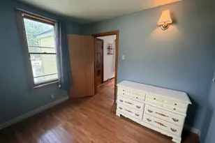 418 W Santa Fe Ave, Toluca, IL 61369 - Photo 5