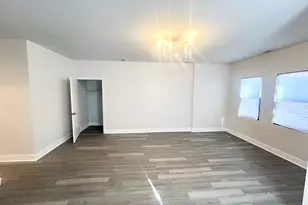 2258 S Sacramento Ave, Chicago, IL 60623 - Photo 7