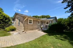 14 Bona Terra Dr, Ottawa, IL 61350 - Photo 1