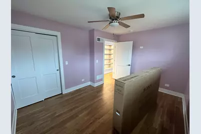9012 Mansfield Avenue, Morton Grove, IL 60053 - Photo 7