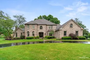 2 Buckingham Dr, Sugar Grove, IL 60554 - Photo 3