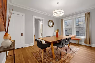 1915 W Montrose Avenue #2, Chicago, IL 60613 - Photo 9