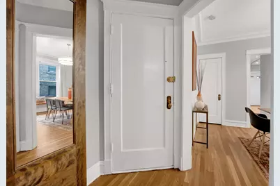 1915 W Montrose Avenue #2, Chicago, IL 60613 - Photo 27