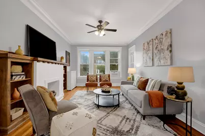1915 W Montrose Avenue #2, Chicago, IL 60613 - Photo 3