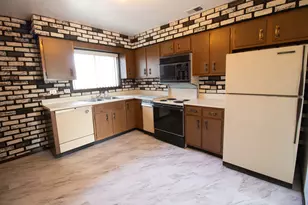 608 Cobblestone Cir, Glenview, IL 60025 - Photo 5