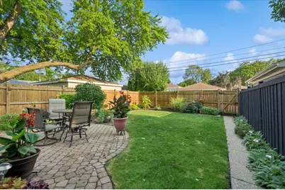 1914 Warren Street, Evanston, IL 60202 - Photo 15