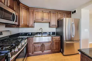 2605 S Indiana Ave, Chicago, IL 60616 - Photo 5