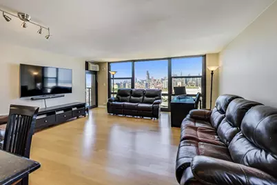 2605 S Indiana Avenue #2205, Chicago, IL 60616 - Photo 3