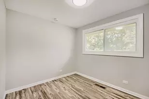 18250 Anthony Ave, Country Club Hills, IL 60478 - Photo 17