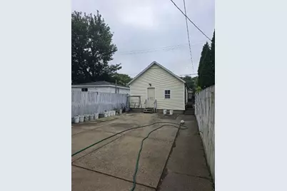 3341 S Hamilton Avenue, Chicago, IL 60608 - Photo 3