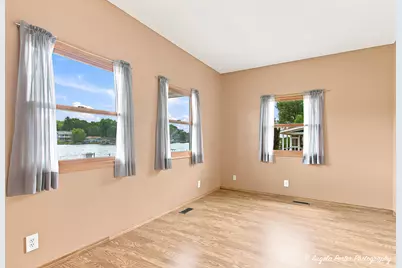 1513 Sunnyside Beach Drive, Johnsburg, IL 60051 - Photo 17