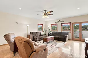 1513 Sunnyside Beach Dr, Johnsburg, IL 60051 - Photo 13