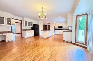 2318 River Woods Dr, Naperville, IL 60565 - Photo 13