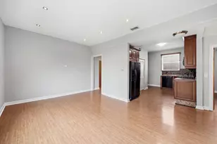 2121 N St Louis Ave, Chicago, IL 60647 - Photo 5