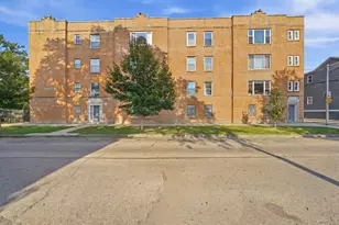 2121 N St Louis Ave, Chicago, IL 60647 - Photo 1