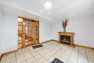 2121 N St Louis Ave, Chicago, IL 60647 - Photo 19
