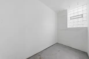 2121 N St Louis Ave, Chicago, IL 60647 - Photo 17