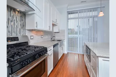 22 N Aberdeen Street #301, Chicago, IL 60607 - Photo 3