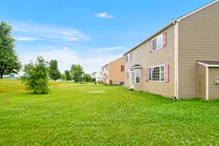 2505 Canyon View Ln, Joliet, IL 60432 - Photo 3