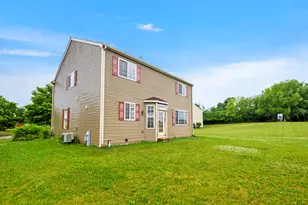 2505 Canyon View Ln, Joliet, IL 60432 - Photo 5