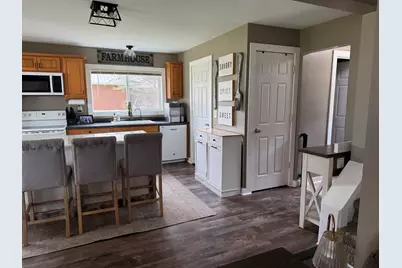 229 W Farnham Street, Sheffield, IL 61361 - Photo 11