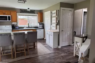 229 W Farnham St, Sheffield, IL 61361 - Photo 11