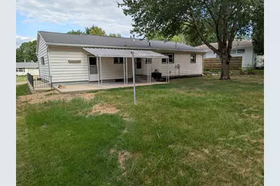1324 Empire Court, Freeport, IL 61032 - Photo 15