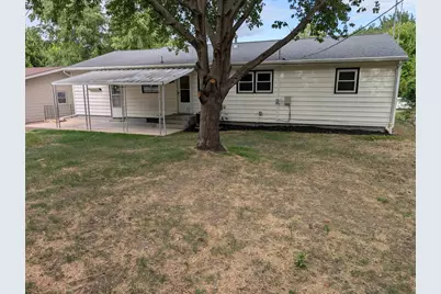 1324 Empire Court, Freeport, IL 61032 - Photo 13