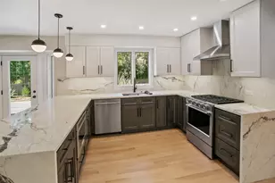 1205 Johnson Dr, Naperville, IL 60540 - Photo 15