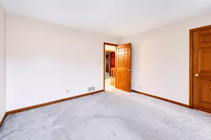 2120 Kenton Ln, Libertyville, IL 60048 - Photo 31