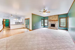2120 Kenton Ln, Libertyville, IL 60048 - Photo 11