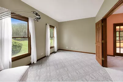 2120 Kenton Lane, Libertyville, IL 60048 - Photo 17