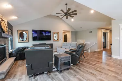 646 S Poplar Circle, Manteno, IL 60950 - Photo 23
