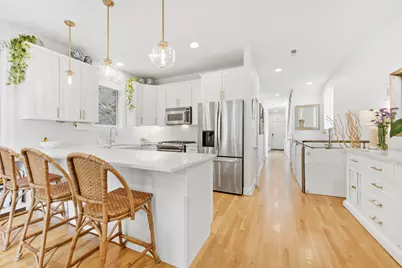 611 N Noble Street #3, Chicago, IL 60642 - Photo 3