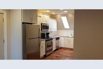 1045 Marquette Street #2, Lasalle, IL 61301 - Photo 5