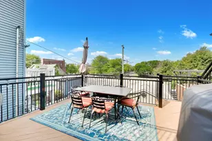 2724 N Marshfield Ave, Chicago, IL 60614 - Photo 15
