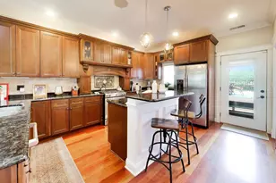 2724 N Marshfield Ave, Chicago, IL 60614 - Photo 7