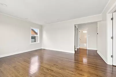 9524 Nashville Avenue, Oak Lawn, IL 60453 - Photo 5