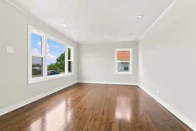 9524 Nashville Avenue, Oak Lawn, IL 60453 - Photo 7
