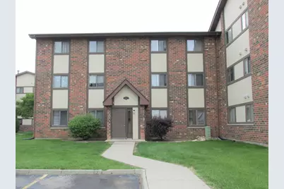 429 Berkshire Drive #11, Crystal Lake, IL 60014 - Photo 1