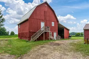7018 Best Rd, Pecatonica, IL 61063 - Photo 57
