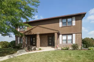 1360 W Byron Ave, Addison, IL 60101 - Photo 1