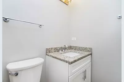 1360 W Byron Avenue #D, Addison, IL 60101 - Photo 5