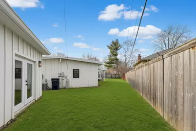 2649 Crawford Avenue, Evanston, IL 60201 - Photo 41