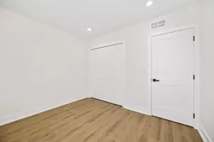 10225 Dearlove Rd, Glenview, IL 60025 - Photo 15