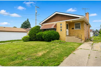 589 Buffalo Avenue, Calumet City, IL 60409 - Photo 1