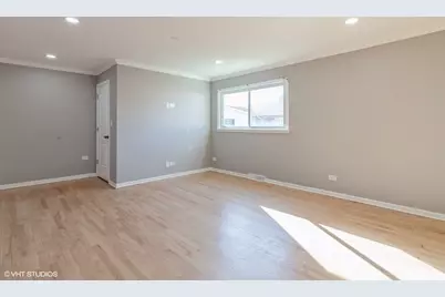 8842 Dee Road #B, Des Plaines, IL 60016 - Photo 11