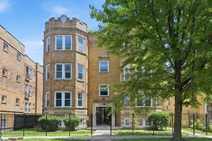 6341 N Oakley Ave, Chicago, IL 60659 - Photo 1